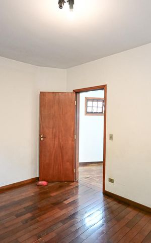 Casa à venda com 200m², 3 quartos e 3 vagasQuarto 1