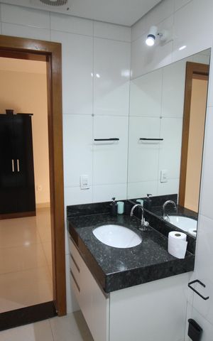 Casa para alugar com 300m², 3 quartos e 4 vagasBanheiro Social 2