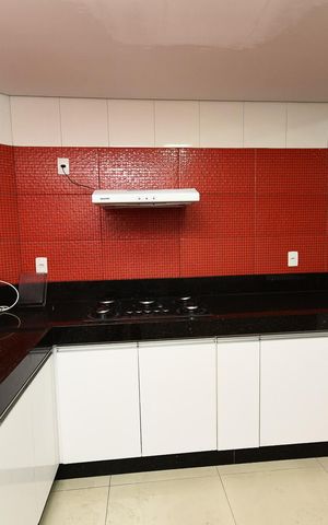 Casa para alugar com 300m², 3 quartos e 4 vagas Casa para alugar com 300m², 3 quartos e 4 vagasCozinha