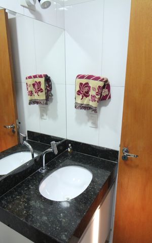 Casa para alugar com 300m², 3 quartos e 4 vagasBanheiro Social 