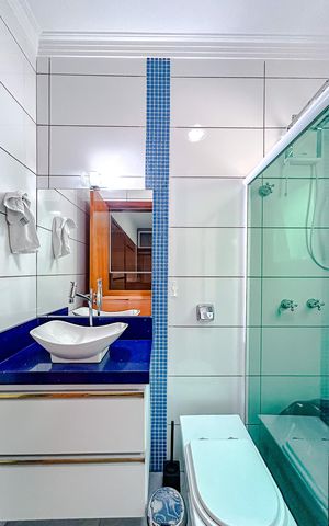 Casa à venda com 213m², 4 quartos e 4 vagasBanheiro da Suíte 3