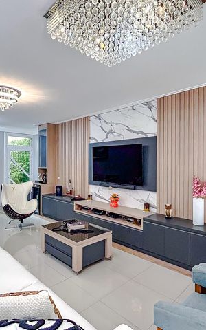 Casa à venda com 213m², 4 quartos e 4 vagasSala