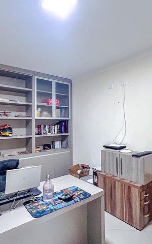 Casa à venda com 213m², 4 quartos e 4 vagasQuarto 3 - Suíte