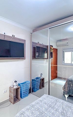 Casa à venda com 213m², 4 quartos e 4 vagasQuarto 2 - Suíte