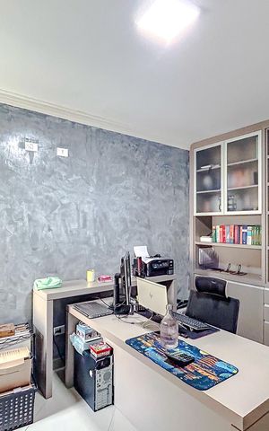 Casa à venda com 213m², 4 quartos e 4 vagasQuarto 3 - Suíte