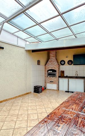 Casa à venda com 213m², 4 quartos e 4 vagasÁrea gourmet
