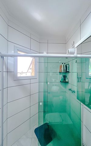 Casa à venda com 213m², 4 quartos e 4 vagasBanheiro da Suíte 4