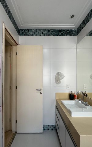 Casa de condomínio à venda com 232m², 3 quartos e 4 vagas Casa de condomínio à venda com 232m², 3 quartos e 4 vagasBanheiro - Suíte 2