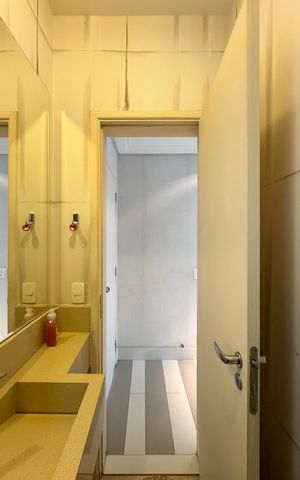 Casa de condomínio à venda com 232m², 3 quartos e 4 vagas Casa de condomínio à venda com 232m², 3 quartos e 4 vagasLavabo