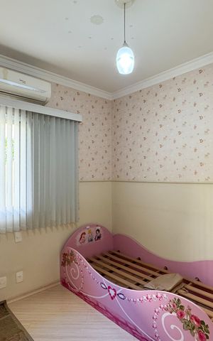 Casa de condomínio à venda com 232m², 3 quartos e 4 vagas Casa de condomínio à venda com 232m², 3 quartos e 4 vagasSuíte 1