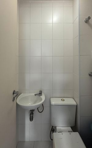 Casa de condomínio à venda com 232m², 3 quartos e 4 vagas Casa de condomínio à venda com 232m², 3 quartos e 4 vagasBanheiro de serviço