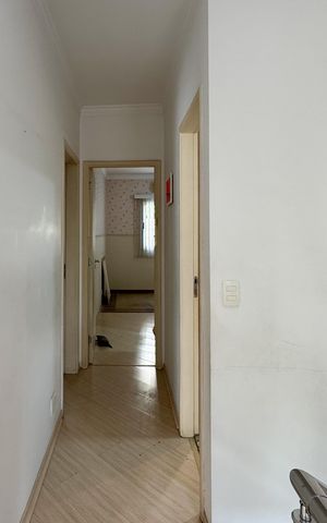 Casa de condomínio à venda com 232m², 3 quartos e 4 vagas Casa de condomínio à venda com 232m², 3 quartos e 4 vagasAcesso - Quartos