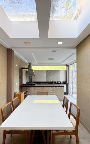Casa de condomínio à venda com 232m², 3 quartos e 4 vagas Casa de condomínio à venda com 232m², 3 quartos e 4 vagasÁrea gourmet