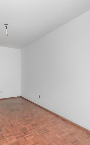 Apartamento à venda com 66m², 2 quartos e 2 vagasSala