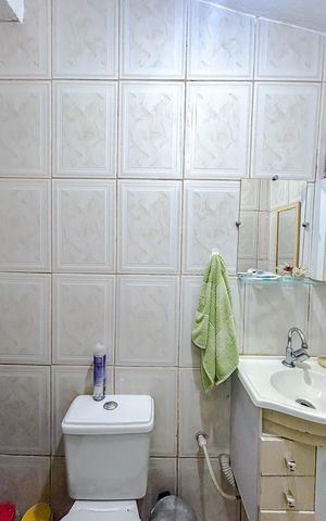 Casa para alugar com 127m², 2 quartos e 2 vagasBanheiro da Suíte