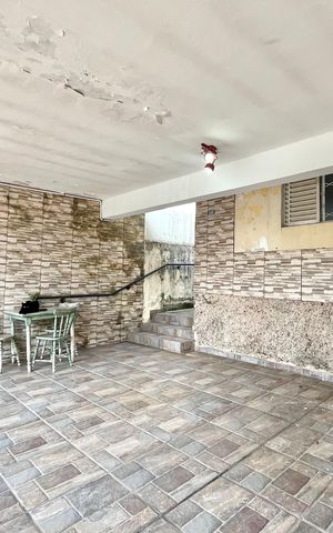 Casa à venda com 120m², 3 quartos e 2 vagasGaragem