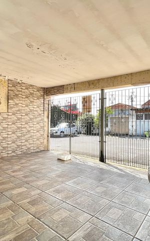 Casa à venda com 120m², 3 quartos e 2 vagasGaragem