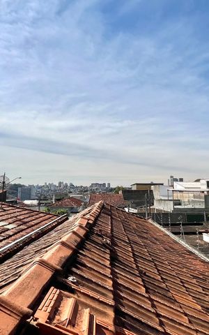 Casa à venda com 120m², 3 quartos e 2 vagasVista da área de serviço 