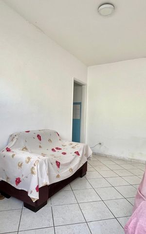 Casa à venda com 120m², 3 quartos e 2 vagasSala