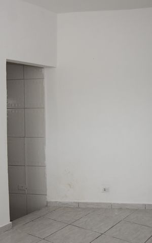 Casa para alugar com 45m², 2 quartos e sem vagaSala