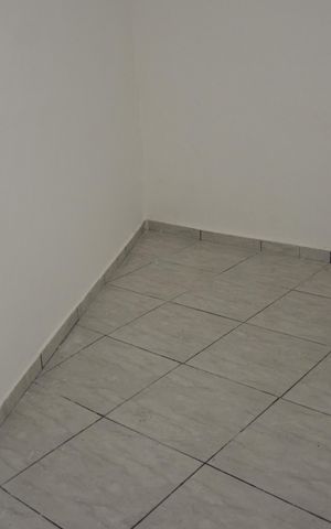 Casa para alugar com 45m², 2 quartos e sem vagaQuarto