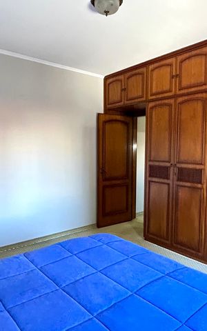 Casa à venda com 354m², 4 quartos e 5 vagas Casa à venda com 354m², 4 quartos e 5 vagasQuarto 4