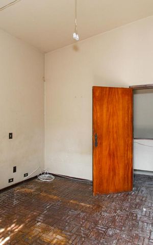 Casa à venda com 264m², 3 quartos e 2 vagas Casa à venda com 264m², 3 quartos e 2 vagasSuíte