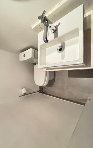 Apartamento à venda com 156m², 3 quartos e 3 vagas Apartamento à venda com 156m², 3 quartos e 3 vagasLavabo