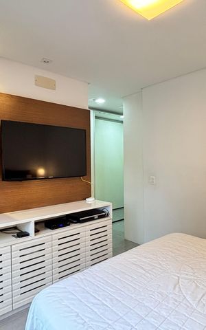 Apartamento à venda com 156m², 3 quartos e 3 vagas Apartamento à venda com 156m², 3 quartos e 3 vagasSuíte 2