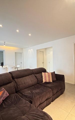 Apartamento à venda com 156m², 3 quartos e 3 vagas Apartamento à venda com 156m², 3 quartos e 3 vagasSala