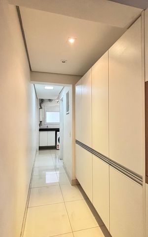 Apartamento à venda com 156m², 3 quartos e 3 vagas Apartamento à venda com 156m², 3 quartos e 3 vagasCozinha