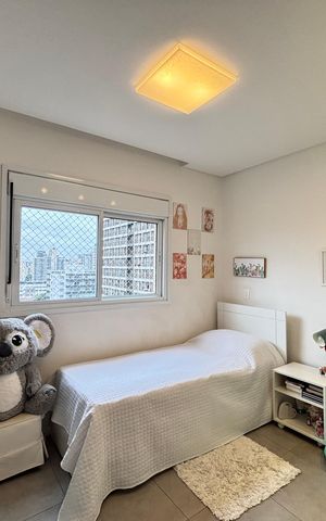 Apartamento à venda com 156m², 3 quartos e 3 vagas Apartamento à venda com 156m², 3 quartos e 3 vagasSuíte 1