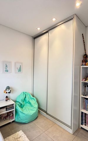 Apartamento à venda com 156m², 3 quartos e 3 vagas Apartamento à venda com 156m², 3 quartos e 3 vagasSuíte 1
