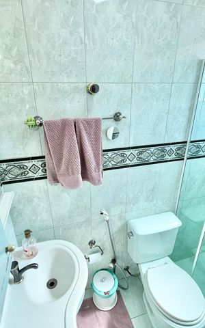 Apartamento à venda com 87m², 3 quartos e 2 vagas Apartamento à venda com 87m², 3 quartos e 2 vagasBanheiro da Suíte