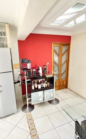 Apartamento à venda com 87m², 3 quartos e 2 vagas Apartamento à venda com 87m², 3 quartos e 2 vagasSala