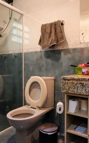 Casa para alugar com 396m², 4 quartos e 6 vagasBanheiro da suíte 2