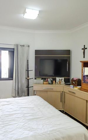Casa para alugar com 396m², 4 quartos e 6 vagasSuíte 1