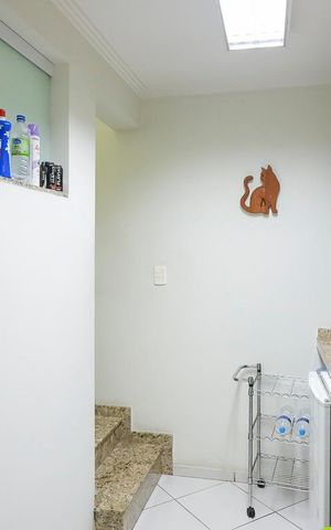 Casa para alugar com 396m², 4 quartos e 6 vagasCopa