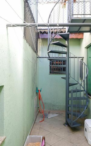 Casa para alugar com 396m², 4 quartos e 6 vagasÁrea de serviço