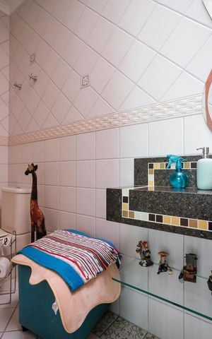 Casa para alugar com 396m², 4 quartos e 6 vagasLavabo