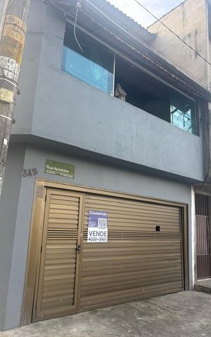 Casa à venda com 344m², 1 quarto e 4 vagasFachada 