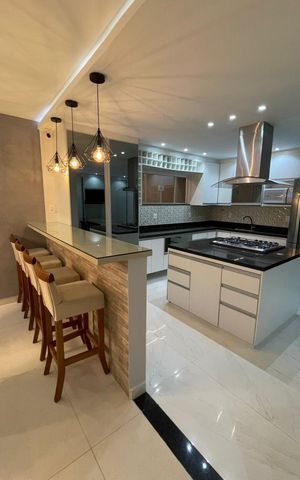 Casa de condomínio à venda com 308m², 3 quartos e 3 vagas