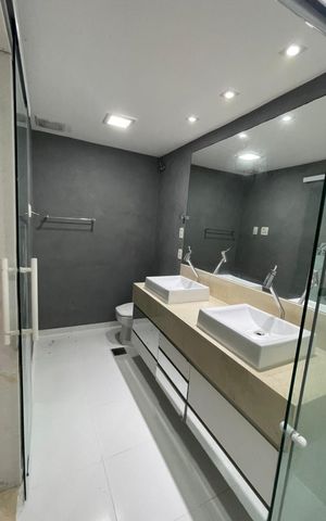 Casa de condomínio à venda com 308m², 3 quartos e 3 vagas