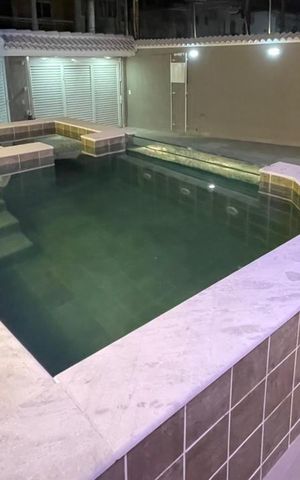 Casa de condomínio à venda com 308m², 3 quartos e 3 vagas