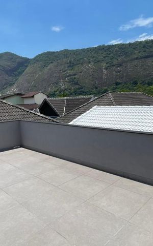 Casa de condomínio à venda com 308m², 3 quartos e 3 vagas
