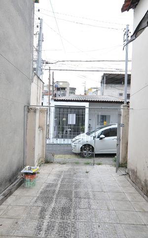 Casa à venda com 66m², 2 quartos e 2 vagasGaragem
