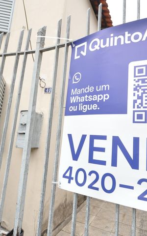 Casa à venda com 66m², 2 quartos e 2 vagasPlaca