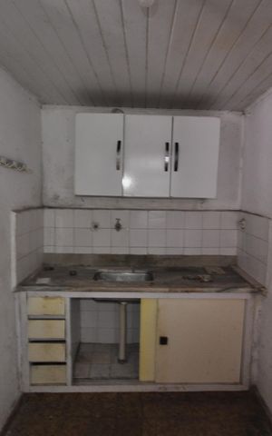 Casa à venda com 66m², 2 quartos e 2 vagasCozinha