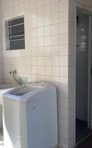 Casa à venda com 195m², 4 quartos e 2 vagasÁrea de serviço