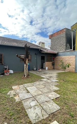 Casa à venda com 141m², 2 quartos e 2 vagas